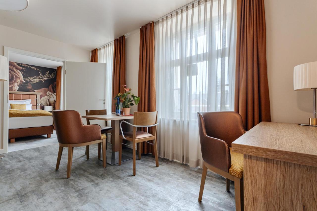 Hotel & Restaurant Roedersaal Grossrohrsdorf ภายนอก รูปภาพ