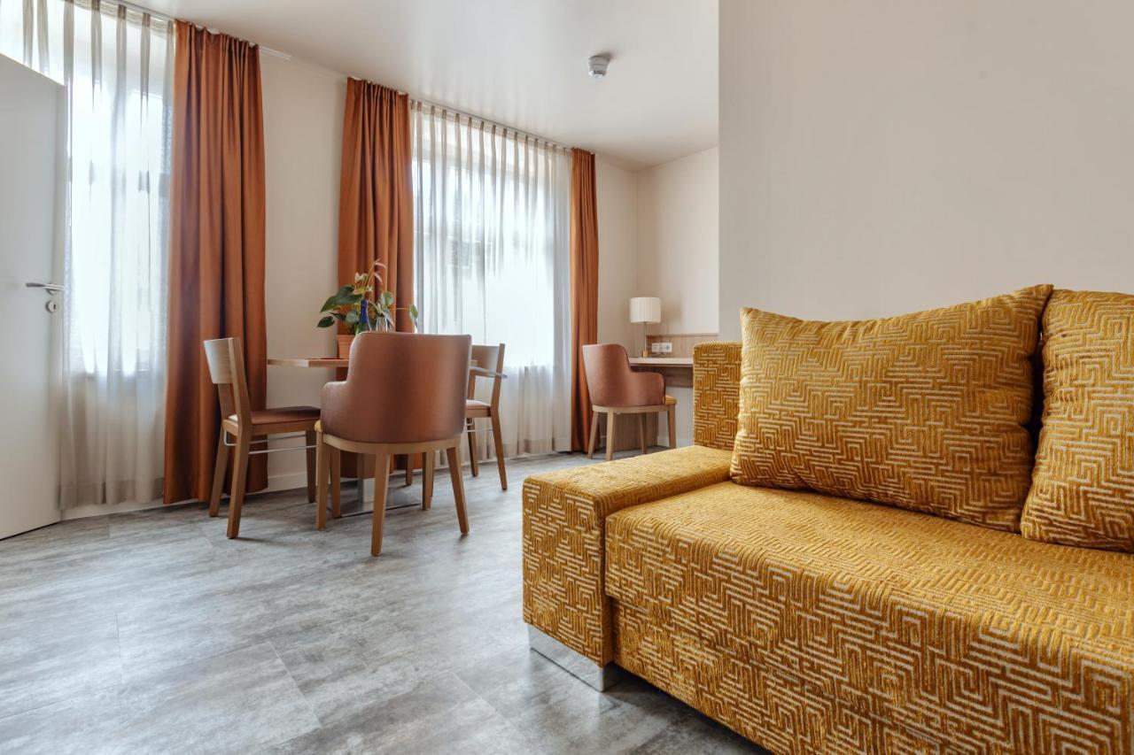 Hotel & Restaurant Roedersaal Grossrohrsdorf ภายนอก รูปภาพ